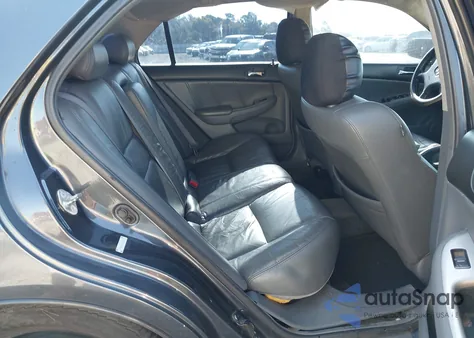 2005 Honda Accord 2.4 Ex from USA, damaged, VIN 1HGCM56835A143653